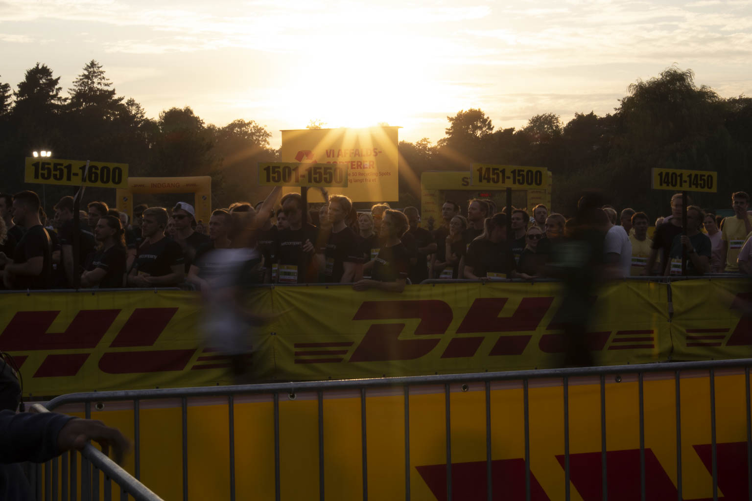 Hvert år bliver der afholdt DHL Stafetten i fælledparken, hvor mange virksomheder deltager.