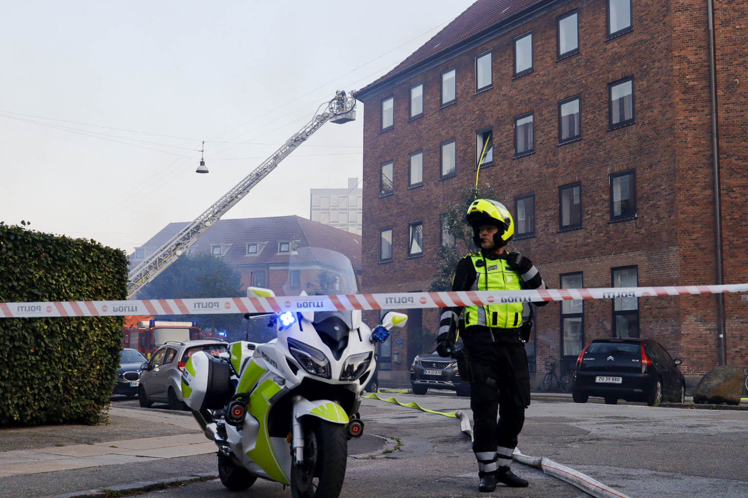 Hovedstadens Beredskab rykkede ud til en tagbrand, der var brudt ud på Nørrebro.